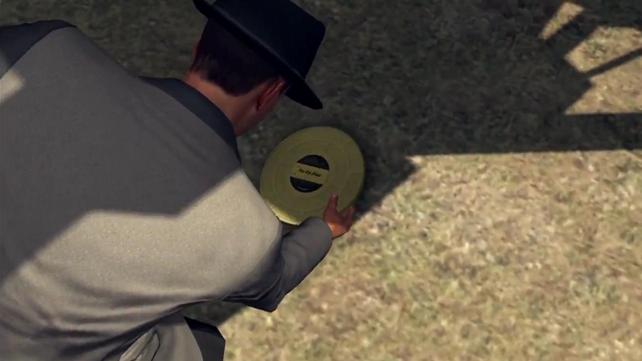 [13/05/2013] 50 goldene Filmrollen in L.A. Noire sind in der gesamten Stadt versteckt und liegen teilweise einfach auf dem Boden herum. Schwer zu finden, leicht zu übersehen. Und was haben wir davon? Ein Achievement oder eine Trophäe. Na, wenn sich der Aufwand mal nicht gelohnt hat. 