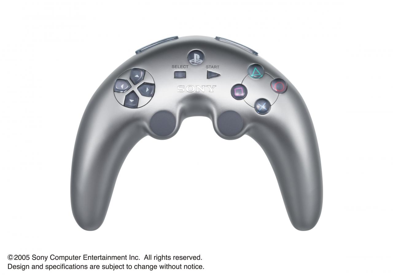 [12/11/2013] Diesen skurrilen Controller zeigte Sony auf der E3 2005. Ein Jahr später war aus dem gewagten Design wieder ein vertrautes Gamepad geworden. Vielleicht, weil sich alle über das Ding lustig gemacht haben?