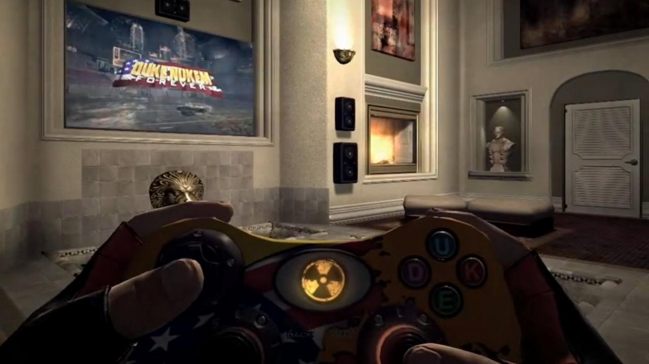 [03/07/2014] Ein regelrechtes Paradoxon liefert uns der Duke indem er Duke Nukem Forever im Spiel Duke Nukem Forever spielt. Eine wahre Herausforderung für Logiker und Philosophen. Uns beschäftigt vielmehr die Frage, ob der Duke es überhaupt nötig hat mit sich selbst zu spielen.