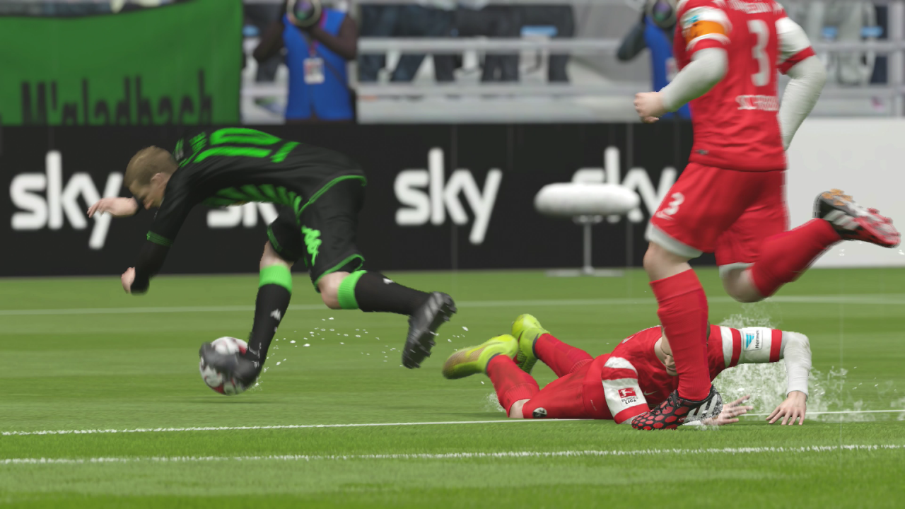 [23/09/2014] Die Fouls fallen um einiges härter aus als in bisherigen FIFA-Teilen.