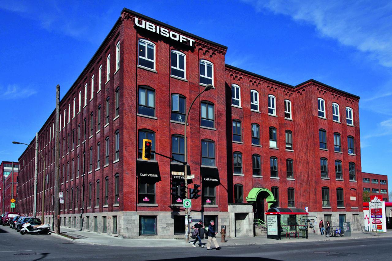 [09/12/2014] Nein, das ist nicht die Ubi-Firmenzentrale, sondern ein noch viel wichtigeres Gebäude: das Montreal-Studio. Hier arbeiten über 3.000 Mann an den wichtigsten Ubisoft-Spielen.