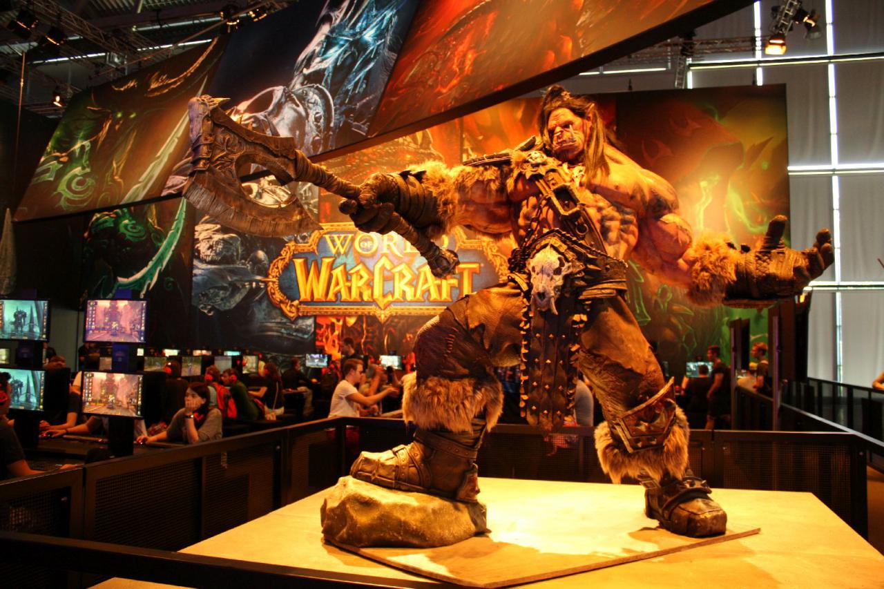 [06/08/2015] Gamescom 2015 - Weitere Bilder zeigen euch die Messestände samt Warteschlangen. (31)