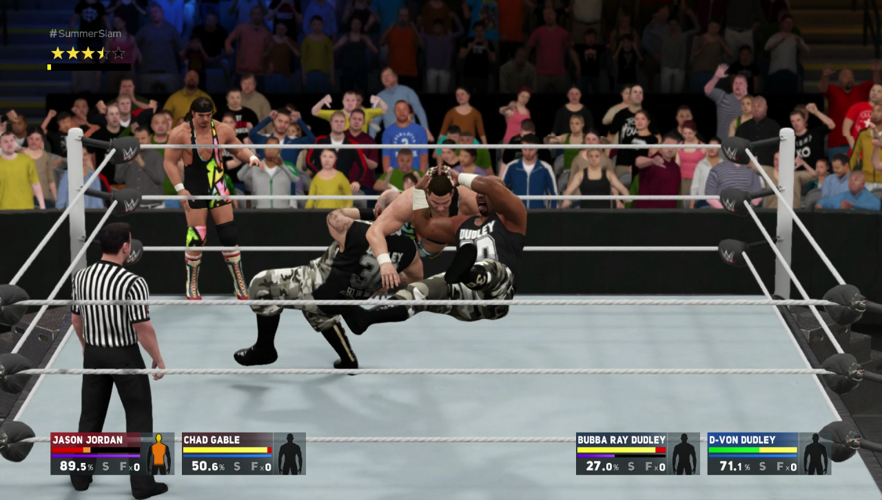 [20/10/2016] Das Gameplay wurde etwas überarbeitet und ist nun dynamischer. Selbst Tag-team-Finisher wie dieser 3D gehen nun besser von der Hand.
