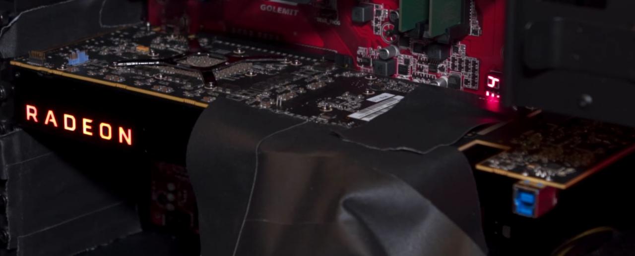 [09/01/2017] Prototyp mit AMD-Vega-Grafikchip