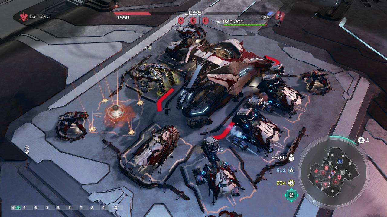 Zumindest im Multiplayer dürfen wir auch die Aliens steuern. 