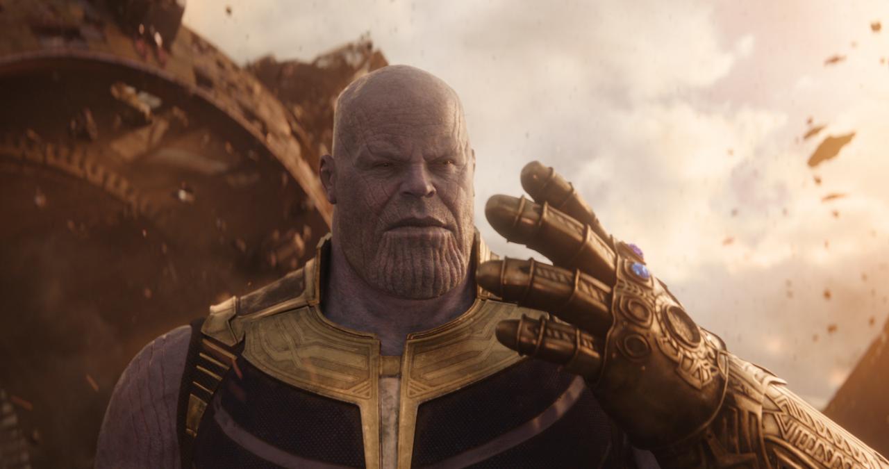[29/03/2018] In dieser Szene hat Thanos bereits den Raumstein (Space Stone) und den Stein der Macht (Powerstone) in seinen Infinity Gauntlet eingesetzt.