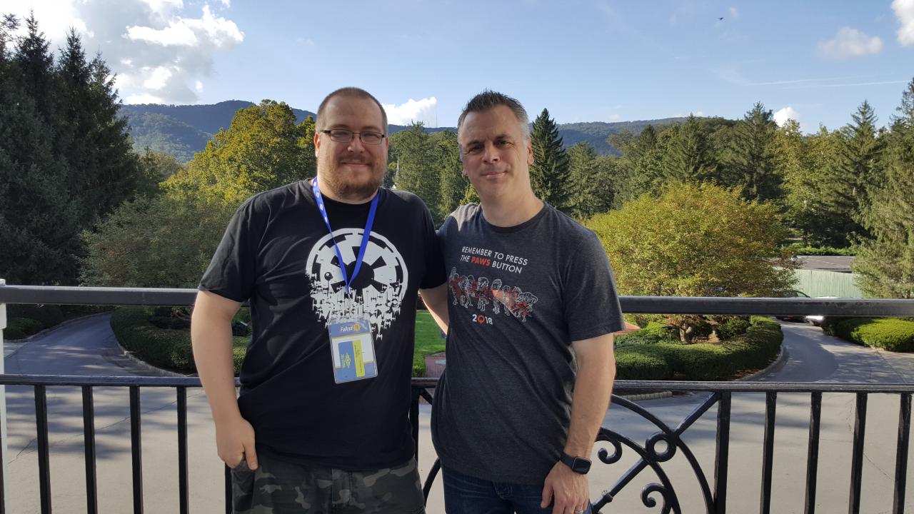 [08/10/2018] Vor der malerischen Kulisse der Hügel von West Virginia sprach PC Games-Redakteur Matthias Dammes mit Pete Hines, dem Marketing-Chef von Bethesda.