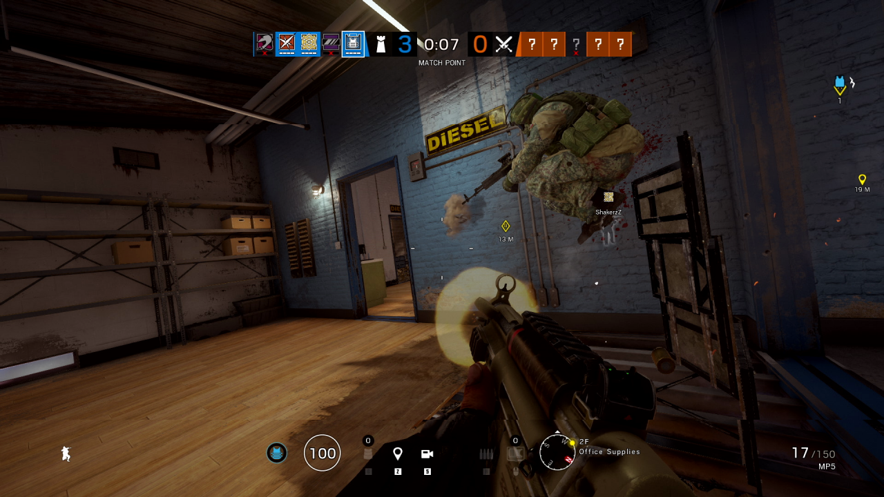 [28/02/2019] Rainbow Six: Siege lässt sich mit wenigen anderen Online-Shootern vergleichen. Unüberlegte Aktionen wie hier von unserem Feind werden sofort bestraft.