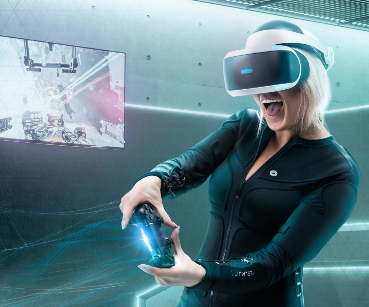[05/04/2019] Ganzkörperanzüge wie der Teslasuit dürften der nächste große Schrei in VR-Arcades werden. Haptisches Feedback und die Simulation von Temperaturschwankungen sind die Highlights des Geräts.