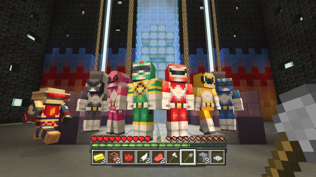 [24/05/2019] Über die Jahre erscheinen immer wieder Skin-Packs mit bekannten Lizenzen wie Marvel's The Avengers, Stranger Things oder Power Rangers.
