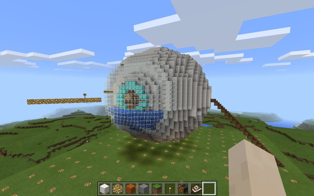 [24/05/2019] Das 2016 veröffentlichte Minecraft: Education Edition basiert auf der Mod MinecraftEdu, die 2011 von Lehrern entwickelt und gepflegt wurde. Microsoft schnappte sich 2016 die Rechte. Die Lernsoftware erschien in insgesamt elf Sprachen.