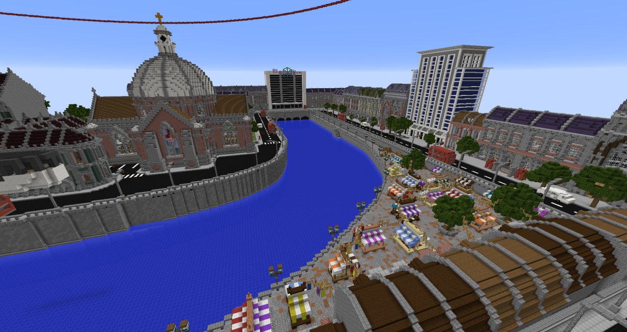 [10/05/2019] Der Marketplace entstand als Kooperation zwischen Microsoft und den Minecraft-Content-Creators. Spieler können hier Inhalte mit Minecraft-Coins einkaufen, die sie vorher per Echtgeld erstanden haben.