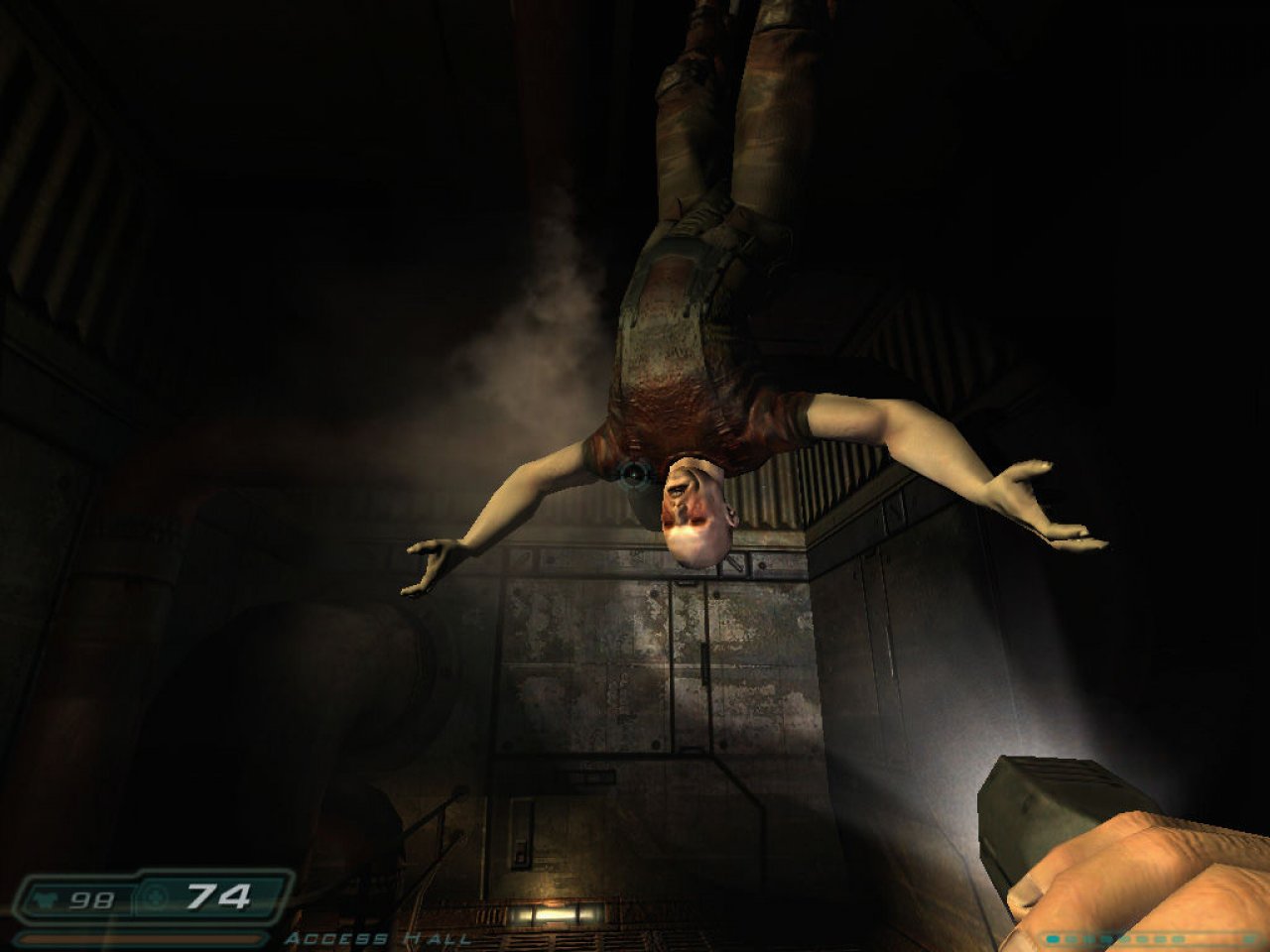 [08/08/2019] Das Spiel verzichtet auch nicht auf die üblichen Horror-Stilmittel wie herumliegende Leichen und ordentlich Blut. Der eigentliche Schrecken entsteht aber durch die Dunkelheit und die plötzlich auftauchenden Gegner.