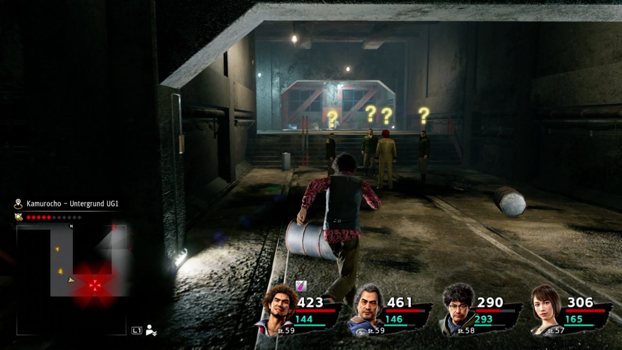 Kasuga rennt durch den Kamurocho Dungeon.