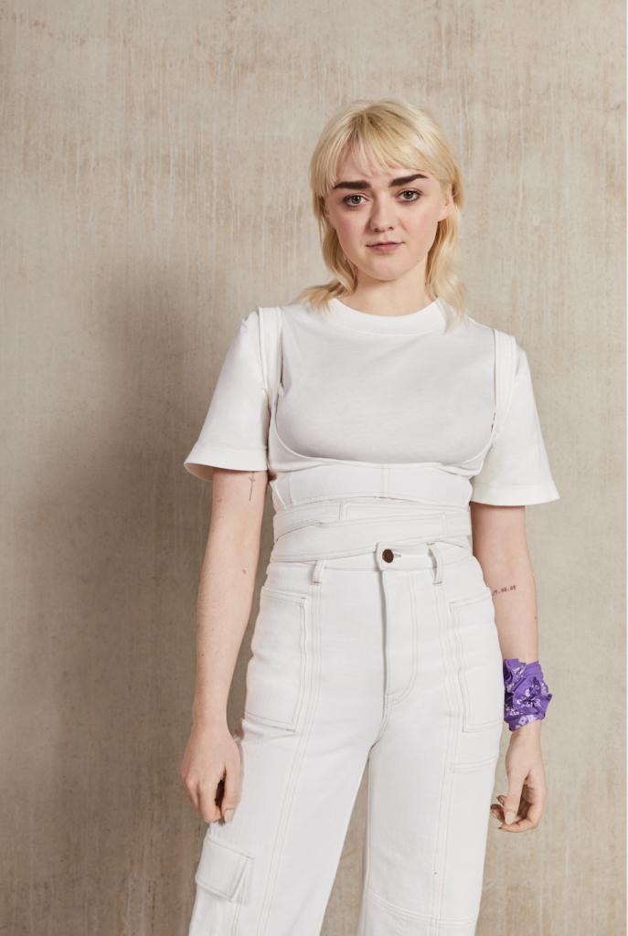 [14/04/2021] Maisie in Style: Auf der Looop Insel könnt ihr euch ganz einfach das Kampagnen-Outfit von Maisie schnappen.