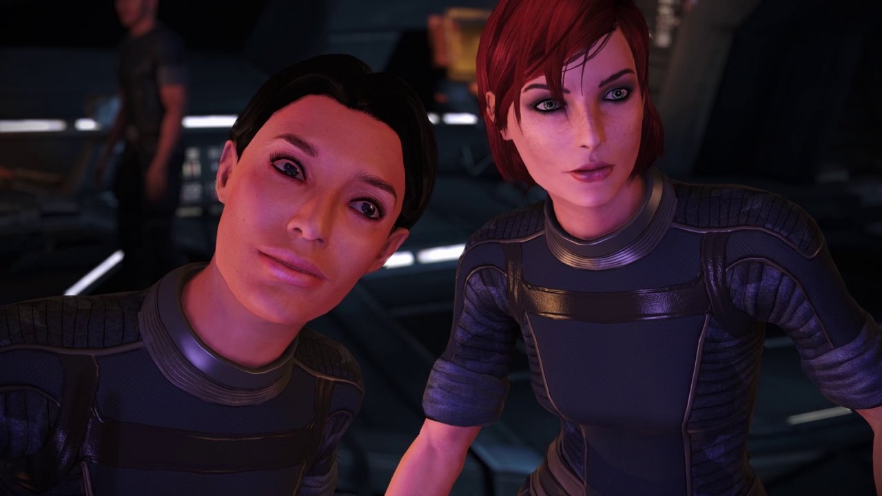 [18/05/2021] Commander Shepard (rechts) steht im Mittelpunkt der Trilogie und scharrt im Verlauf eine Vielzahl großartig geschriebener Charaktere um sich.