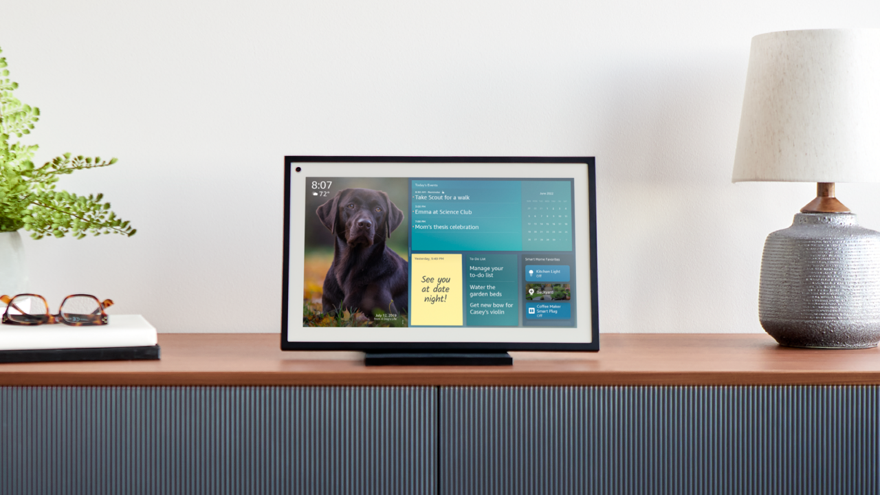 [29/09/2021] Amazon Echo Show 15: Der smarte 15-Zoll-Bildschirm erscheint am 17. Februar und lässt sich bei Amazon vorbestellen.
