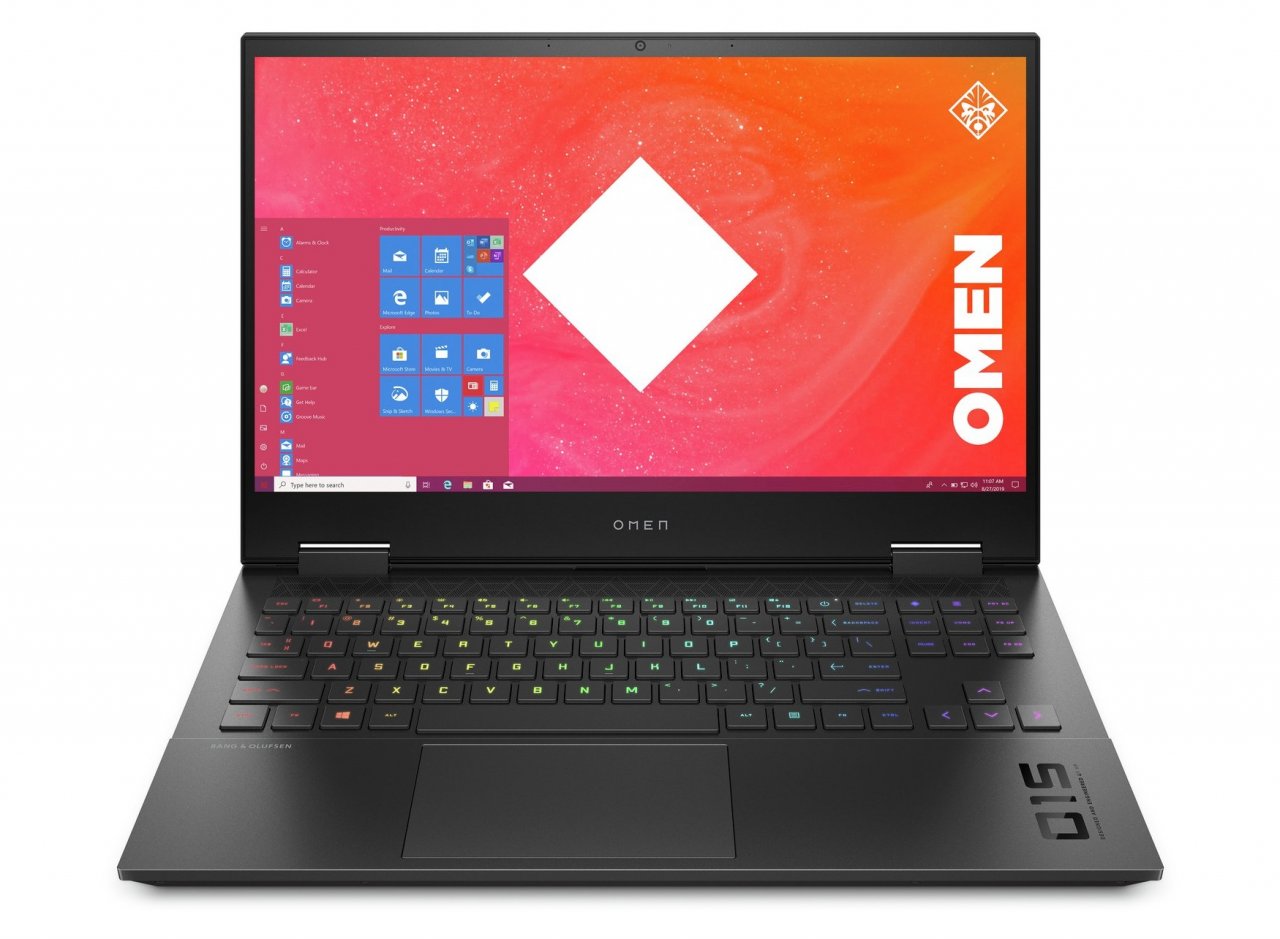 [10/09/2021] HP Omen 15 - Frontansicht eines Modelles mit RGB-Tastaturbeleuchtung