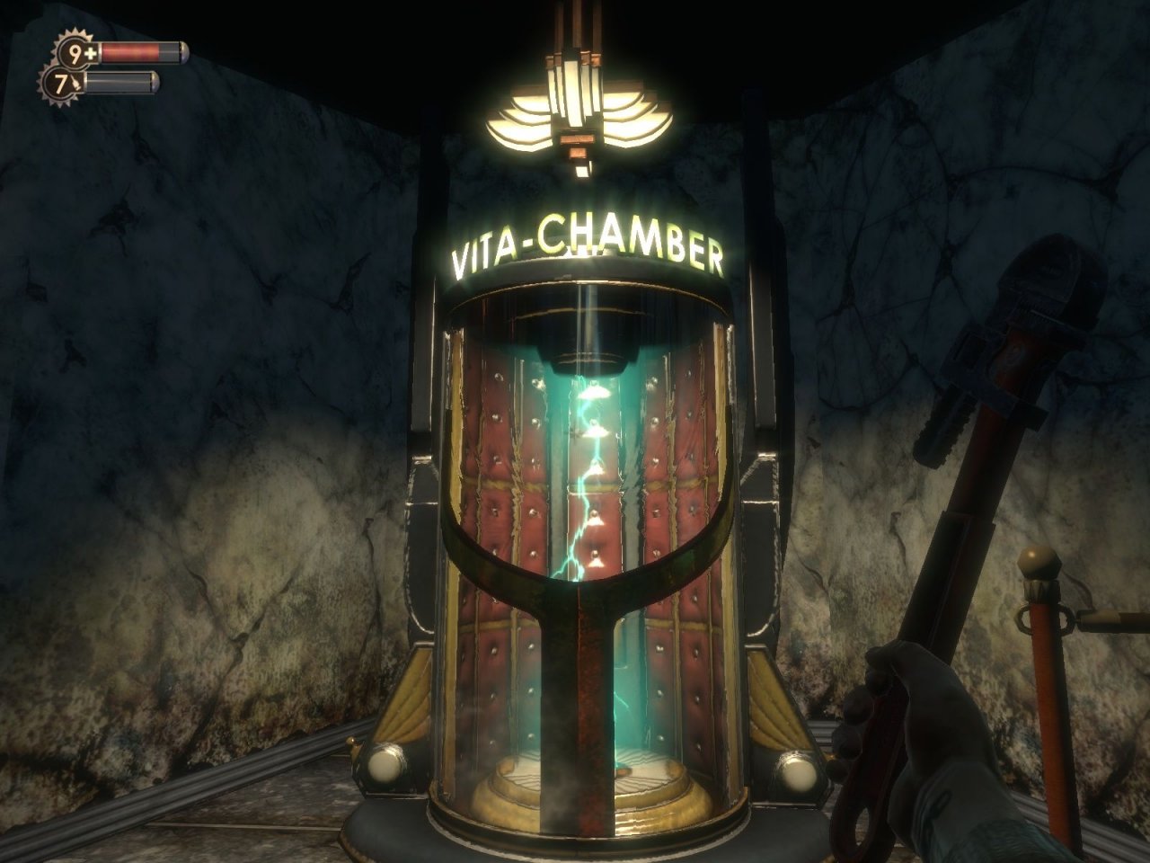 [22/07/2022] Ähnlich wie in System Shock erwacht ihr nach dem Bildschirmtod in einem sogenannten Vita-Chamber. Dadurch gibt es keinen Bruch innerhalb der Geschichte.
