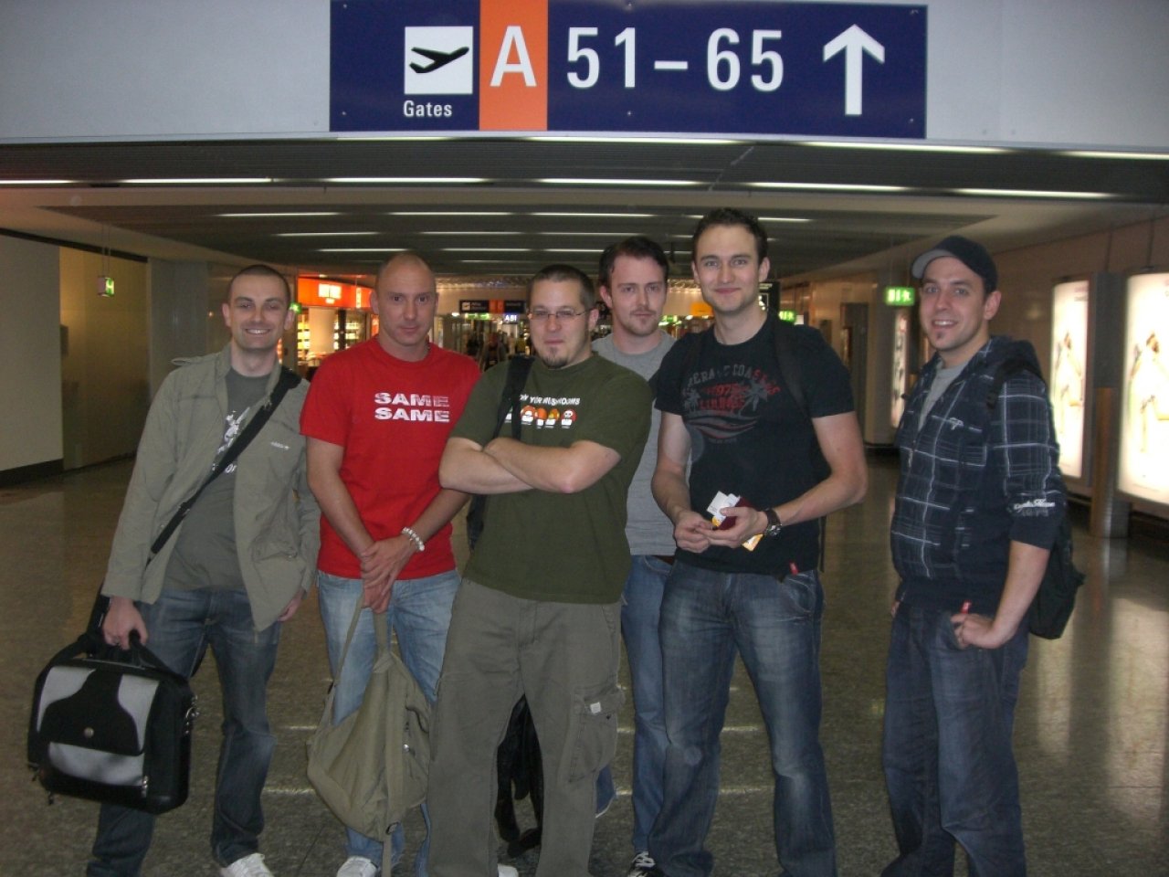 [26/09/2022] Strahlende Gesichter: Für unsere Sneak Peek zu Left 2 Dead reisen wir mit mehreren Lesern direkt zu Valve nach Seattle.
