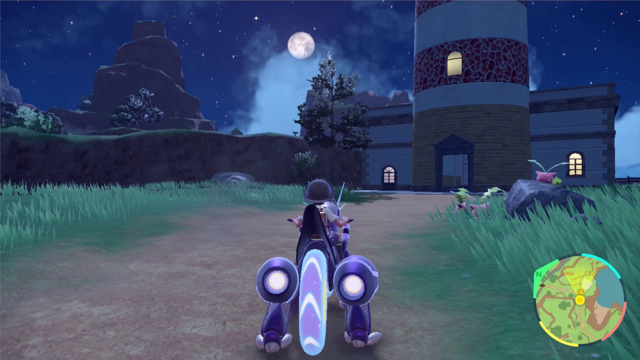 [21/10/2022] Miraidon aus Pokémon Purpur dient zwar als Reittier, sieht beritten aber eher aus wie ein Motorrad.
