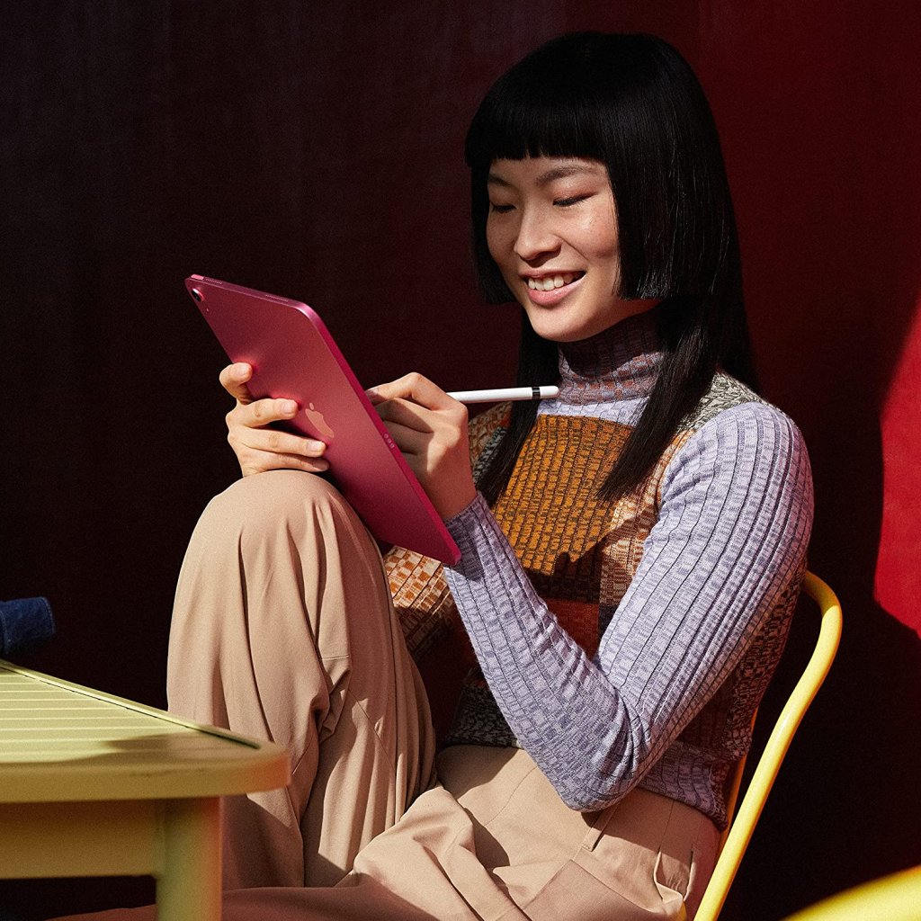 [31/10/2022] Das iPad mit 10,2 Zoll wird bei Amazon mit schönen Rabatten angeboten.