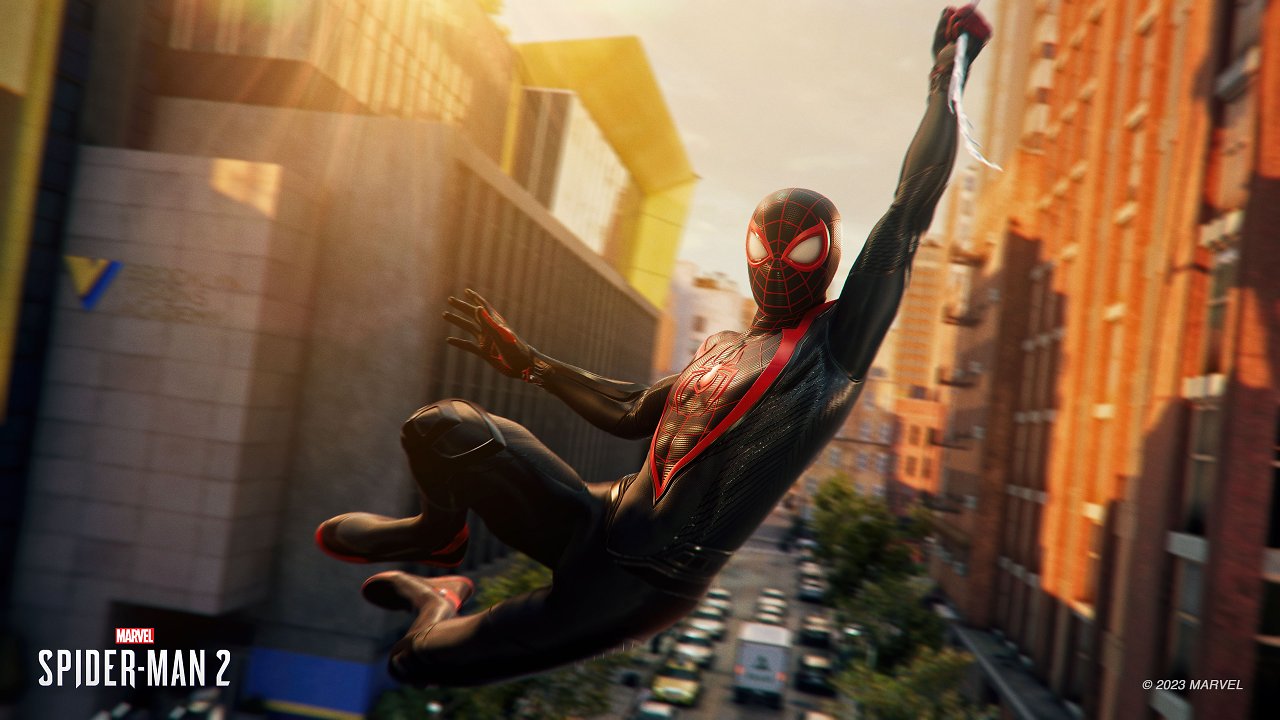Spider-Man schwingt durch die Straßen