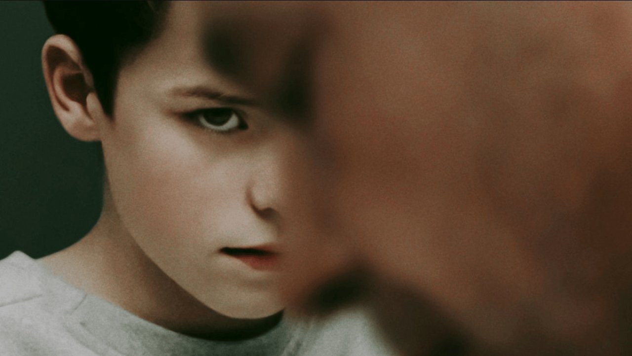 Szene aus der Netflix-Serie Adolescence.