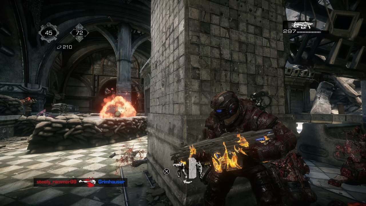Gears of War: Reloaded unterstützt Cross-Play. Die PC-Fassung macht bei der Anmeldung mit dem Microsoft-Konto manchmal noch Probleme.