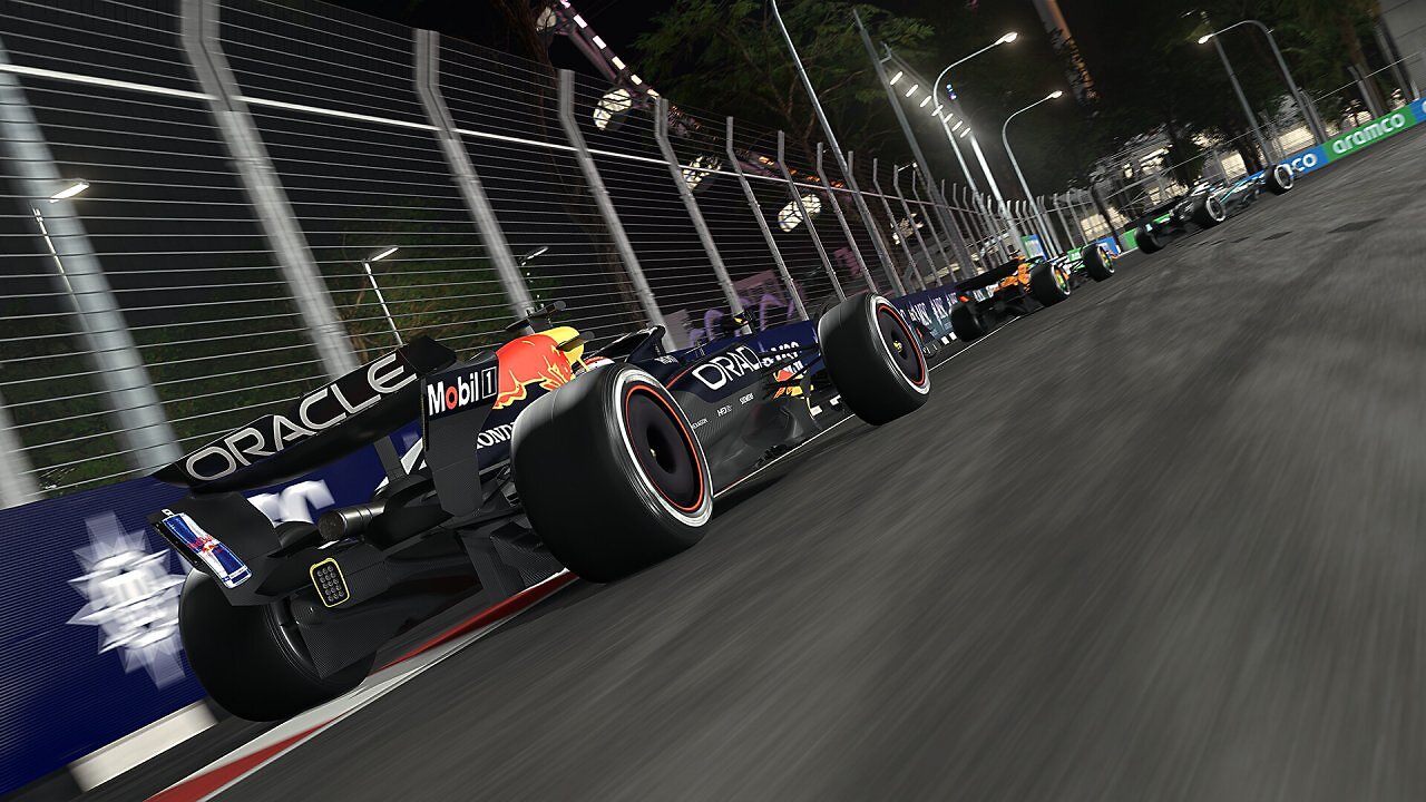 [10/04/2026] Neben seiner Karriere als Formel-1-Fahrer stehen Max Verstappen alle Türen offen. Eventuell startet er in nächster Zeit wieder selbst vermehrt im Sim-Racing durch.