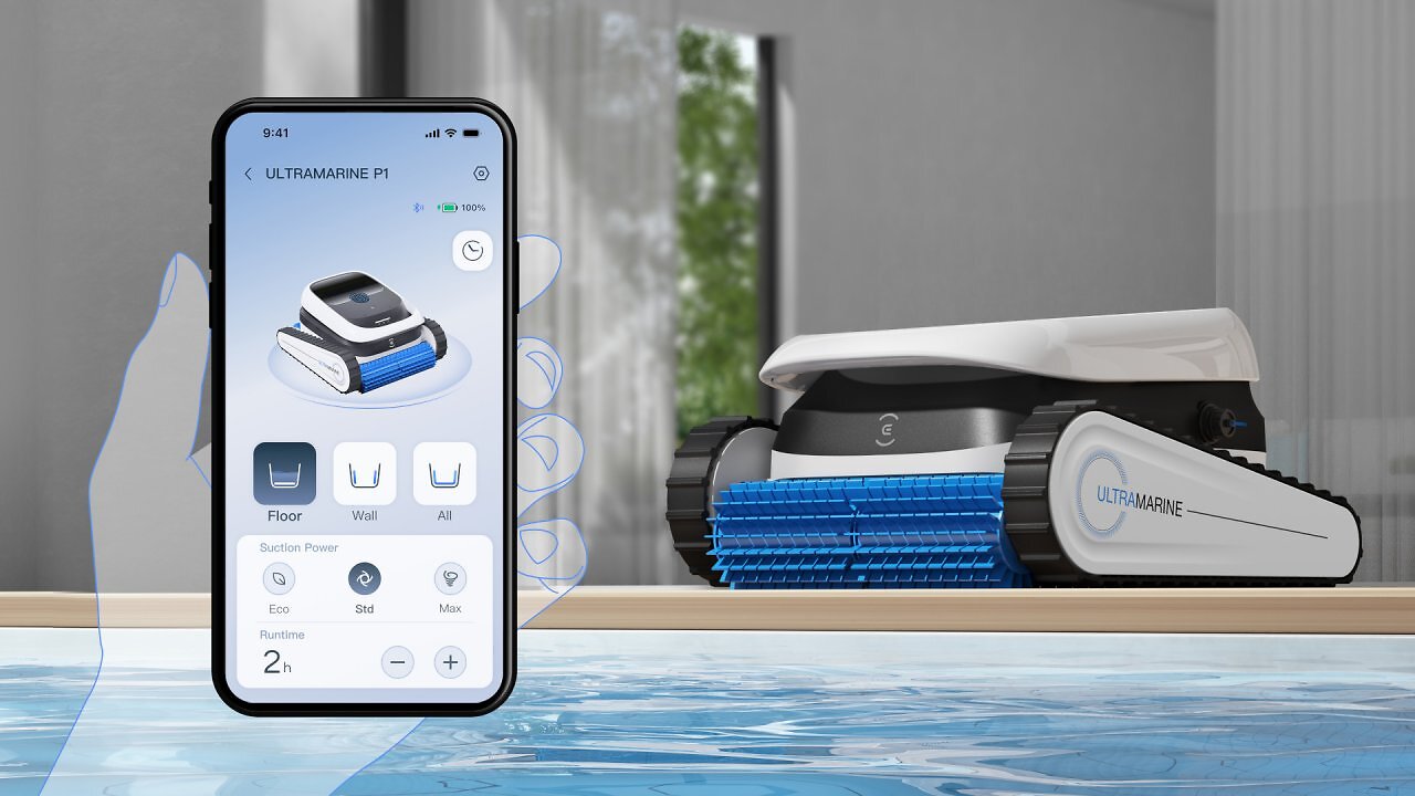 Ein Poolreinigungsroboter bei der Arbeit