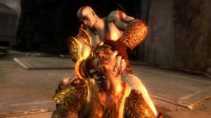 [b]God of War[/b] - Kratos will nur eines: Blutige Rache. Die verdienen die Götter des Olymps laut des düsteren Helden. In dieser Szene von God of War 3 reißt er Helios den Kopf ab. 