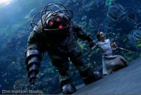 Bioshock 2: Geniales Cosplay-Kostüm in Unterwasser-Aquarium fotografiert