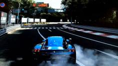 Das neue Gameplay-Video lässt die Reifen qualmen: Diesmal werden euch rasante Drifts in Gran Turismo 5 vorgestellt. 