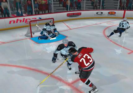 Der Goalie hat bei diesem 
Schuss aus kurzer Distanz keinerlei Chance.