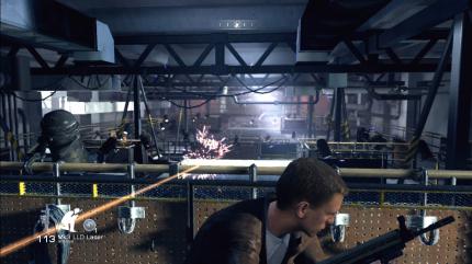 James Bond: Ein Quantum Trost - Kopf runter: Das Deckungssystem sollte man unbedingt nutzen, will man nicht ständig den Game-over-Bildschirm sehen. (BILD: play³)