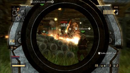Resistance 2 (PS3) - Horde: Die Gegneranzahl in Resistance 2 ist nicht nur durch das Fernrohr beeindruckend. (BILD: play³)
