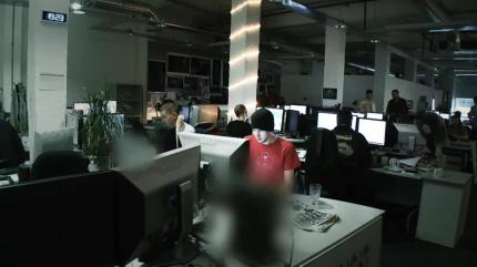 Ausgepixelte PlayStation-Konsole im Batman-Making-Of