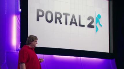 Gabe Newell bei der Portal 2 Vorstellung. Sony und Valve, bisher kein sehr enges Paar. Mal sehen, wo das hinführt.