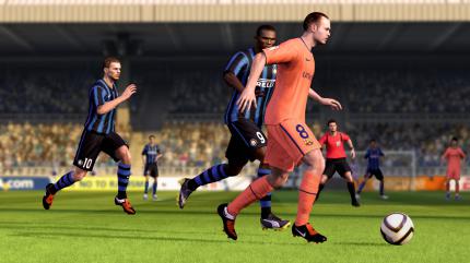 FIFA 11 - Personality+ verhilft Andres Iniesta auf PS3 und Xbox 360 zu besseren Dribblings.