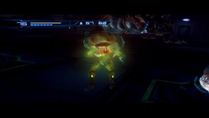 Die kleinen Metroids schüttelt Samus ab, indem sie sich in den Morphball verwandelt und eine Bombe legt.
