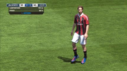 FIFA 13 oder PES 2013? Welche Fußballsimulation gefällt euch besser?
