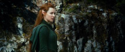 Um Elbenschönheit Tauriel (Evangeline Lilly) und Zwerg Fili baut sich ein romantisches Geflecht auf.