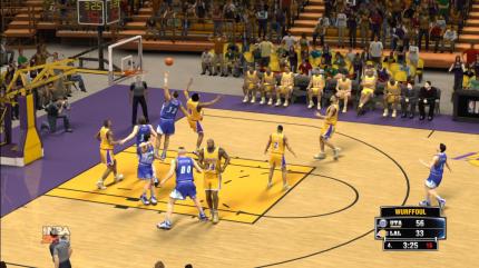 Auch Klassikerteams stehen wieder zur Auswahl, etwa die legendären LA Lakers von 1998 mit dem mächtigen Shaquille O'Neal in der Center-Position und Kobe Bryant als Shooting Guard.