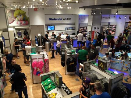 Nintendo World in New York: Das Nintendo-Kaufhaus ist Teil des Rockefeller Centers, eine der bekanntesten Adressen in Manhattan. (10)