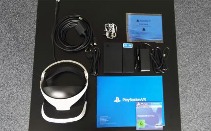 Adapter, Prozessoreinheit und jede Menge Kabel: Das steckt in der PlayStation VR Box.