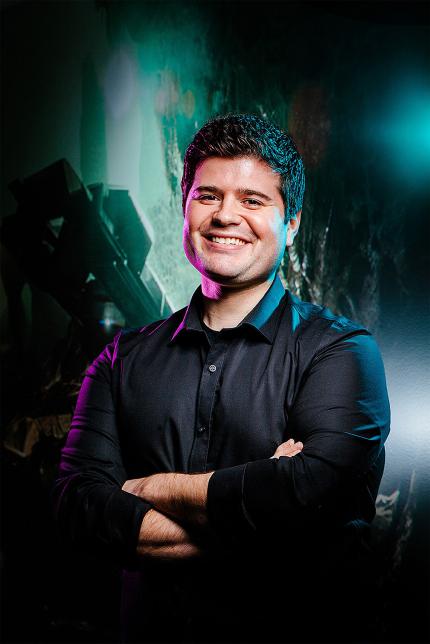 Michael Gamble wacht als zweiter Produzent dagegen vor allem über Story und Charaktere.
