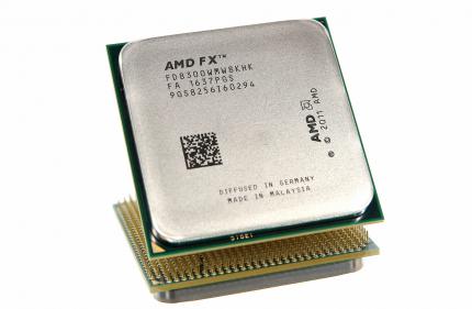 AMD FX -8300 von 2012: 4 Kerne, 8 Threads, bis zu 4,2 GHz Takt - aber wegen der alten Technik langsamaer als ein Ryzen 5 1600 aus dem Jahr 2017 mit nur 3,6 GHz Maximaltakt.