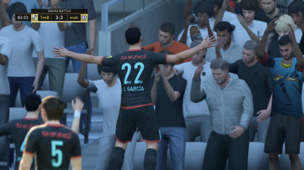 Stimmt die Teamchemie, spielen eure Spieler auf dem Platz auch deutlich besser.