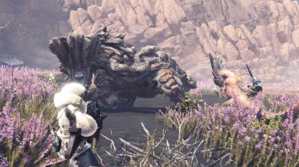 Kleine Helfer: Euer Palico-Begleiter zähmt gelegentlich kleinere Monster, die dann für euch in den Kampf ziehen.